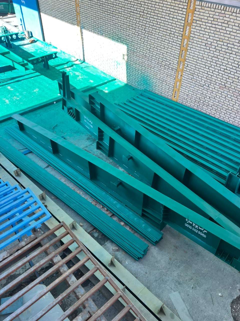 پیشرو در ساخت اسکلت‌های فلزی و بتنی در مشهد